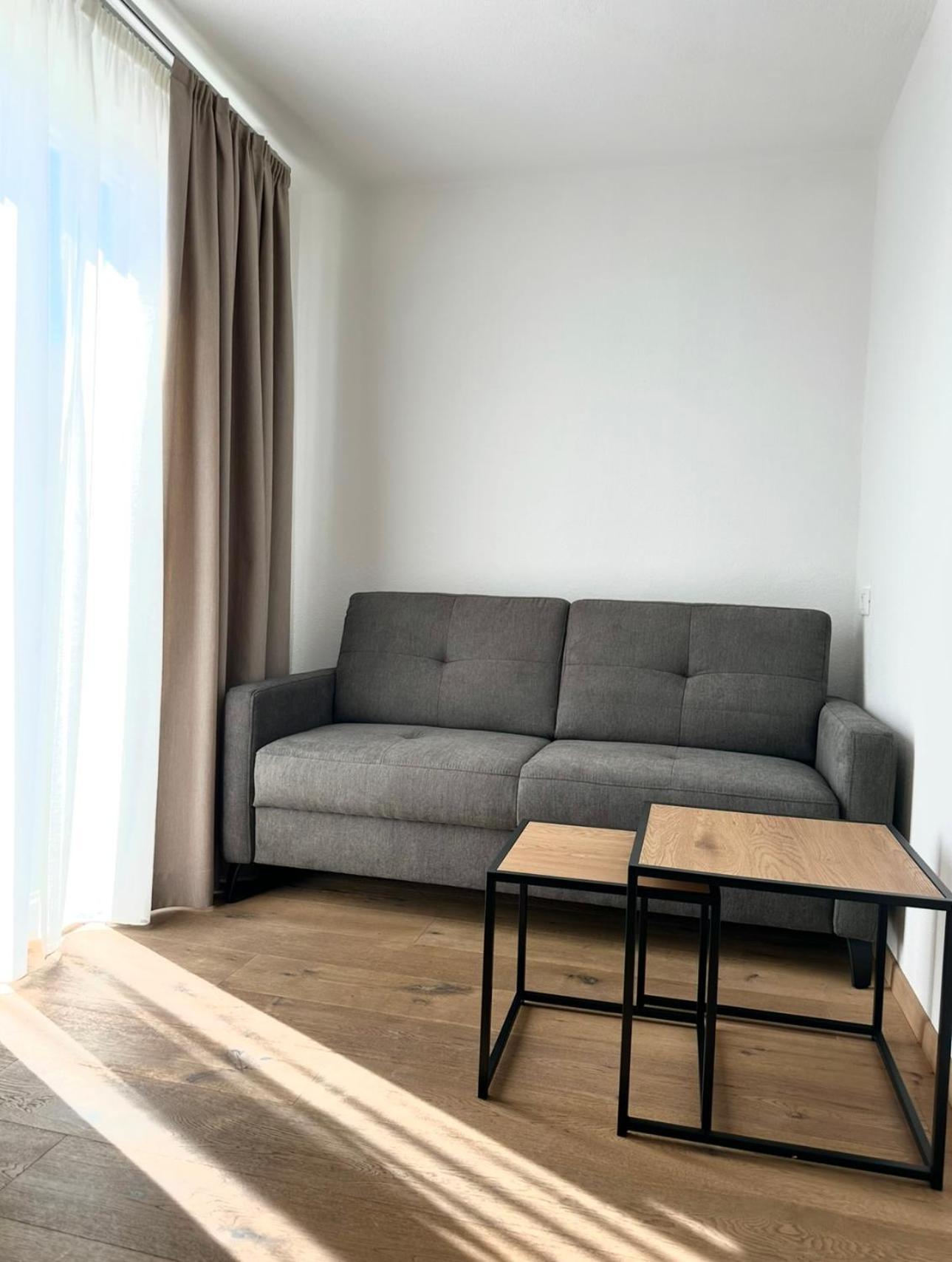 Garni Hotel Dorothea 蒂鲁罗 外观 照片